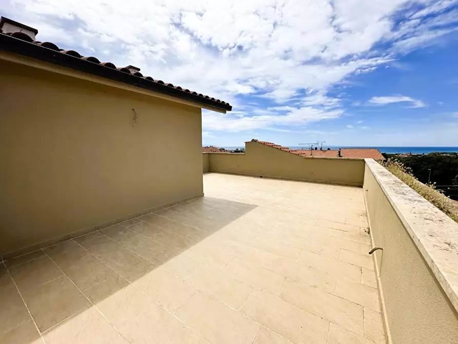 Immagine 6 di Appartamento in vendita  a Rosignano Marittimo