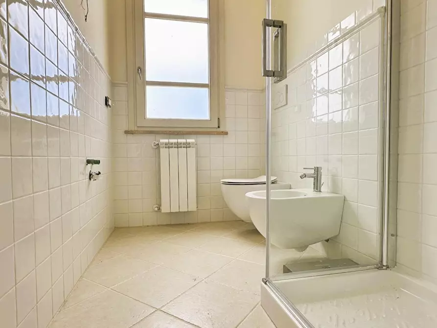 Immagine 19 di Appartamento in vendita  a Rosignano Marittimo