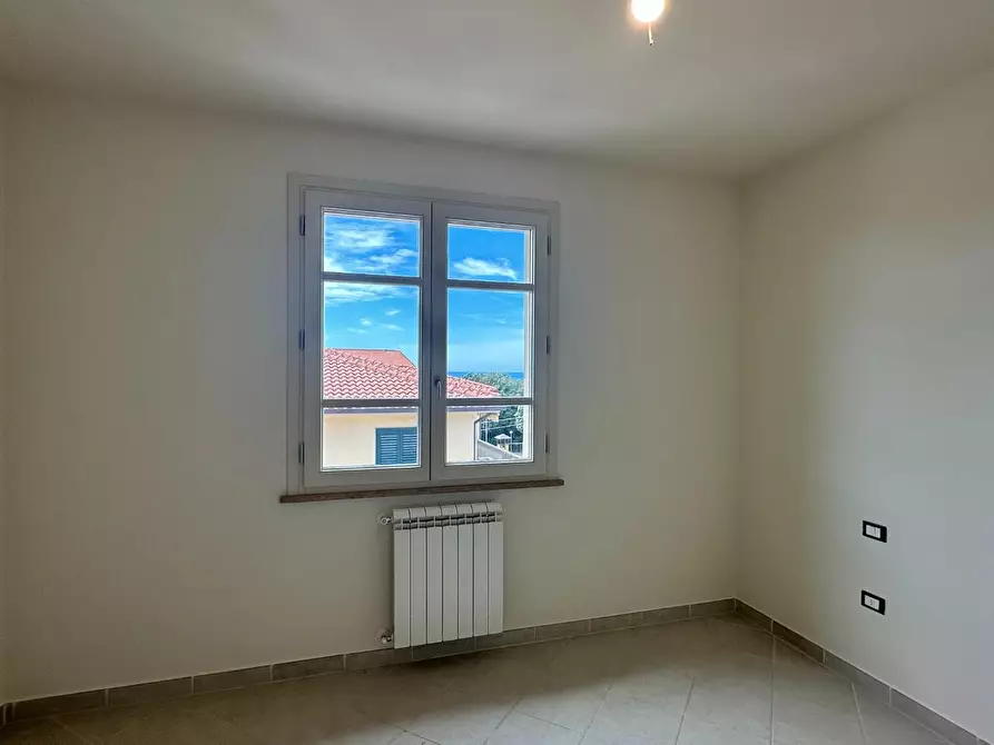 Immagine 21 di Appartamento in vendita  a Rosignano Marittimo