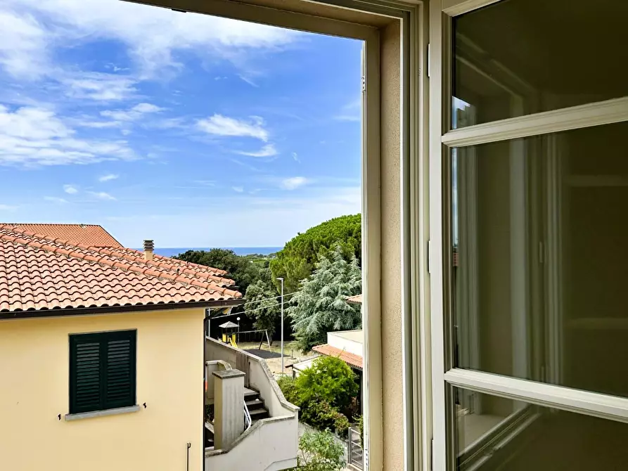 Immagine 22 di Appartamento in vendita  a Rosignano Marittimo