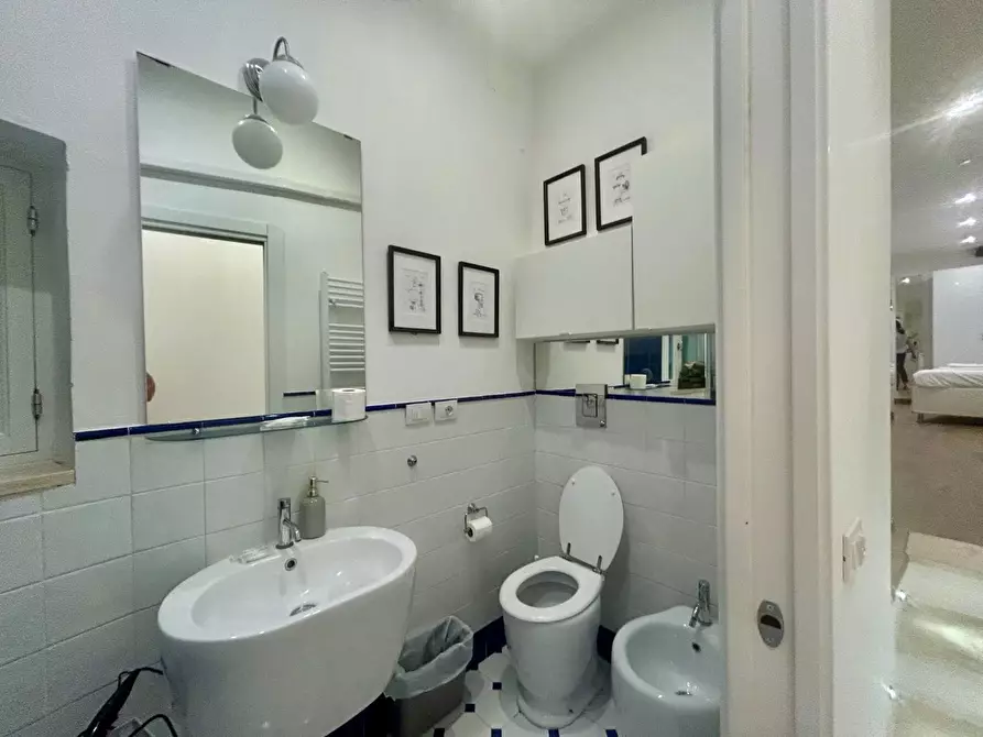 Immagine 17 di Appartamento in vendita  a Siena