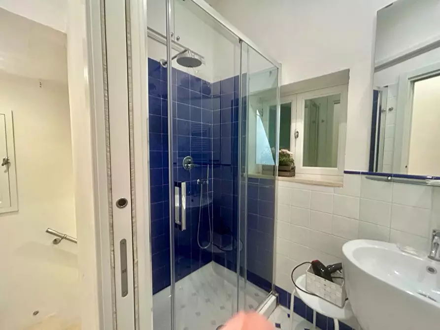 Immagine 18 di Appartamento in vendita  a Siena