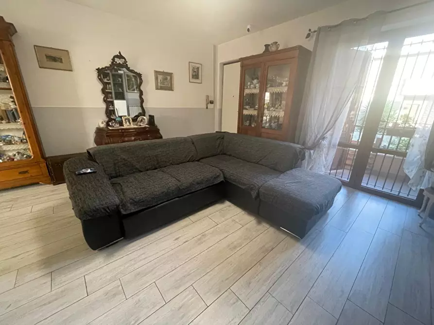 Immagine 3 di Villetta a schiera in vendita  a Carrara