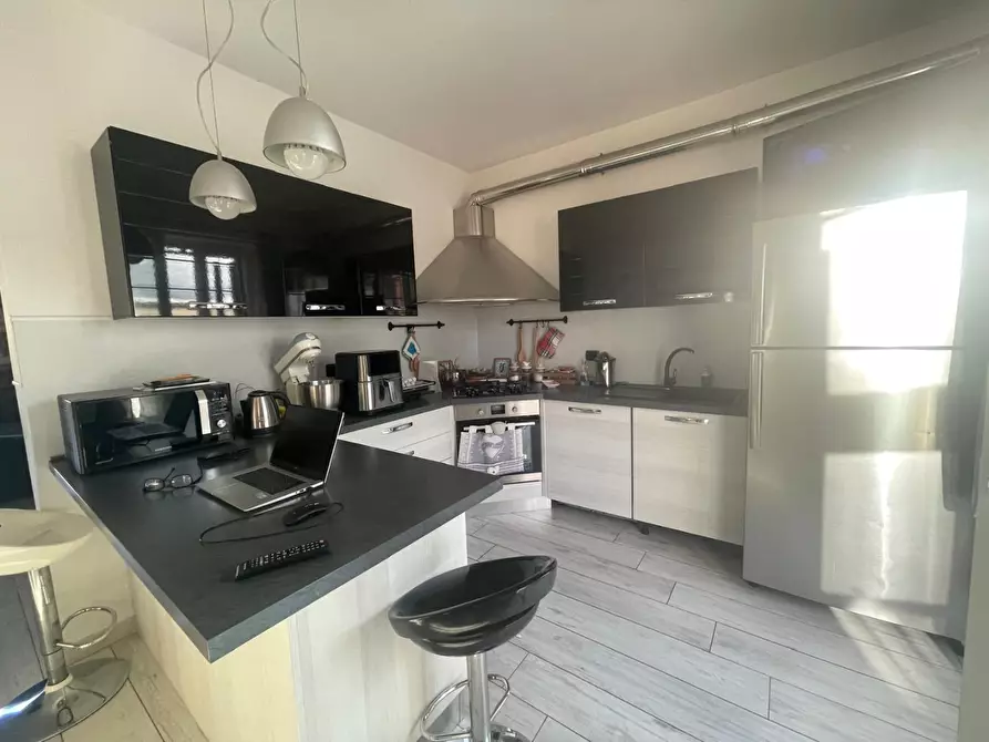 Immagine 4 di Villetta a schiera in vendita  a Carrara