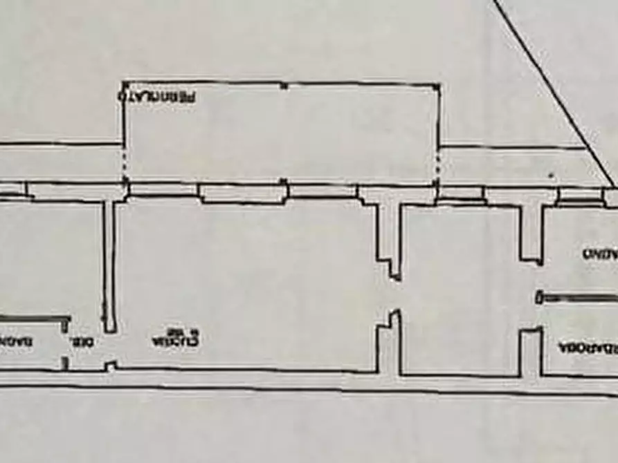 Immagine 23 di Porzione di casa in vendita  a Siena