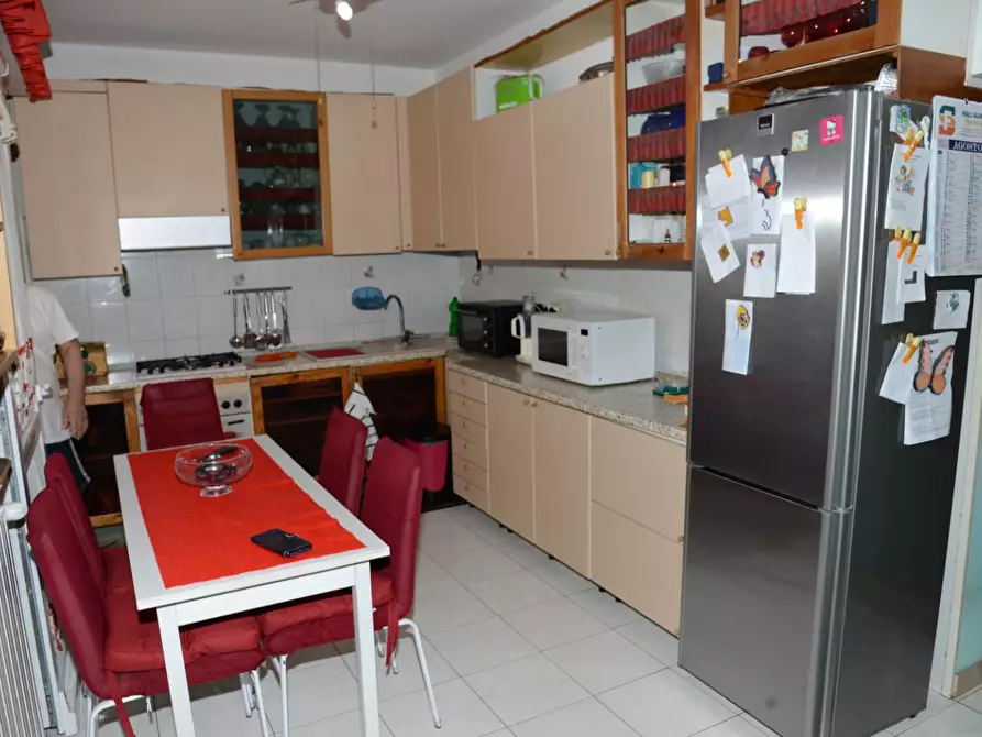 Immagine 11 di Villetta a schiera in vendita  a Vecchiano