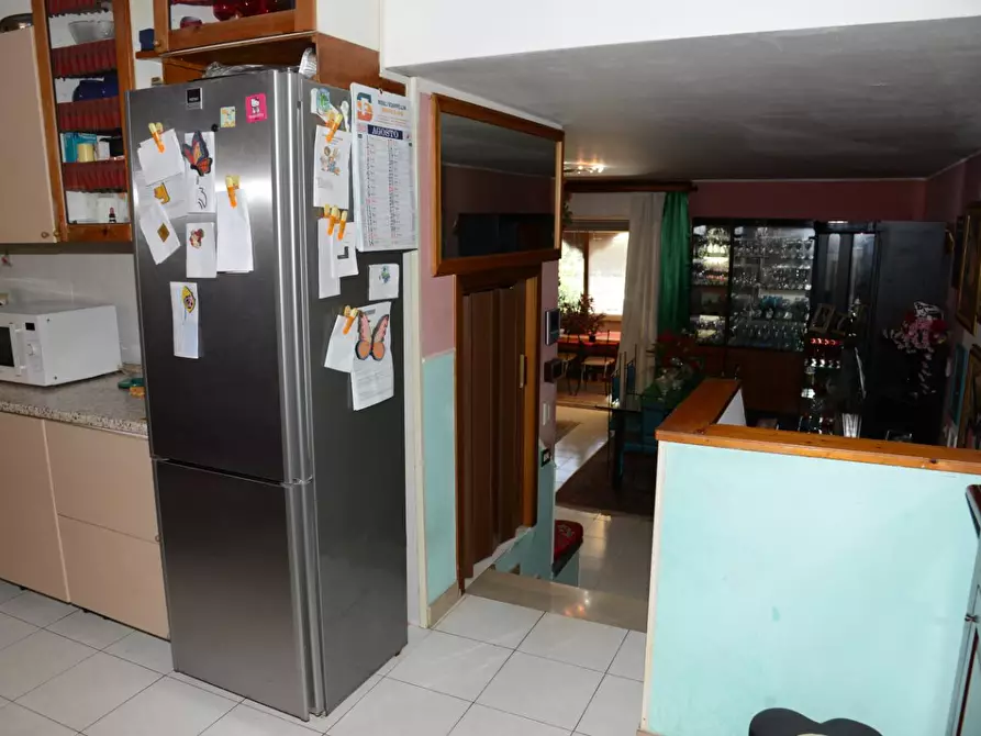 Immagine 12 di Villetta a schiera in vendita  a Vecchiano