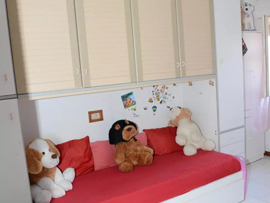 Immagine 29 di Villetta a schiera in vendita  a Vecchiano