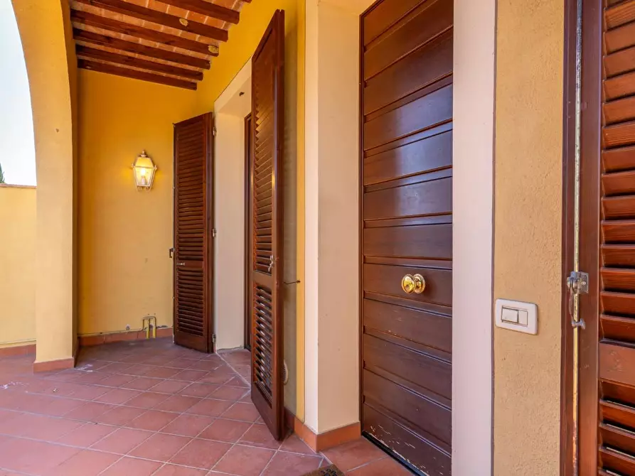 Immagine 8 di Appartamento in vendita  a Pontedera