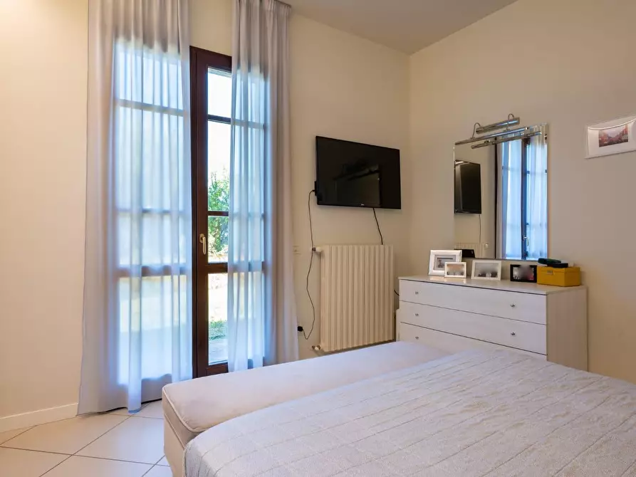 Immagine 22 di Appartamento in vendita  a Pontedera