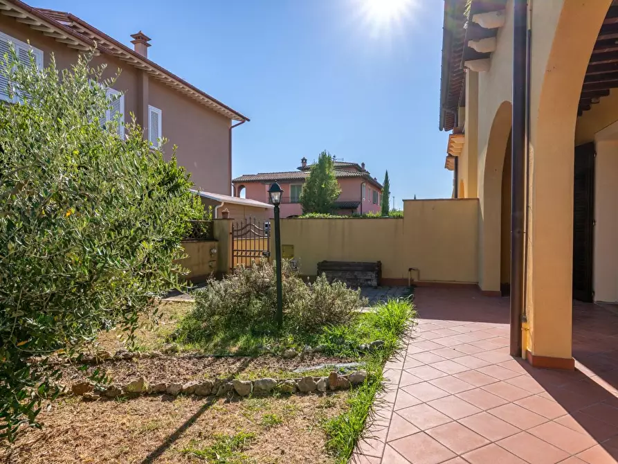 Immagine 3 di Appartamento in vendita  a Pontedera