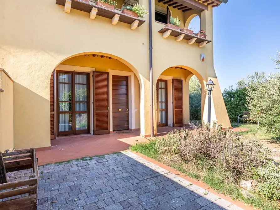 Immagine 4 di Appartamento in vendita  a Pontedera