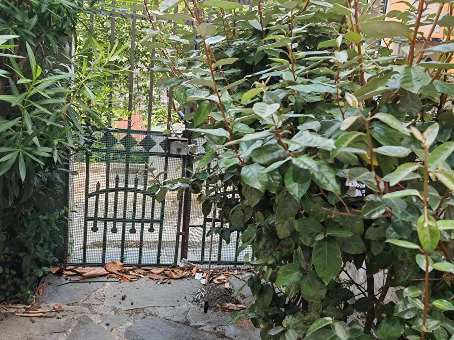 Immagine 10 di Casa semindipendente in vendita  a Carrara