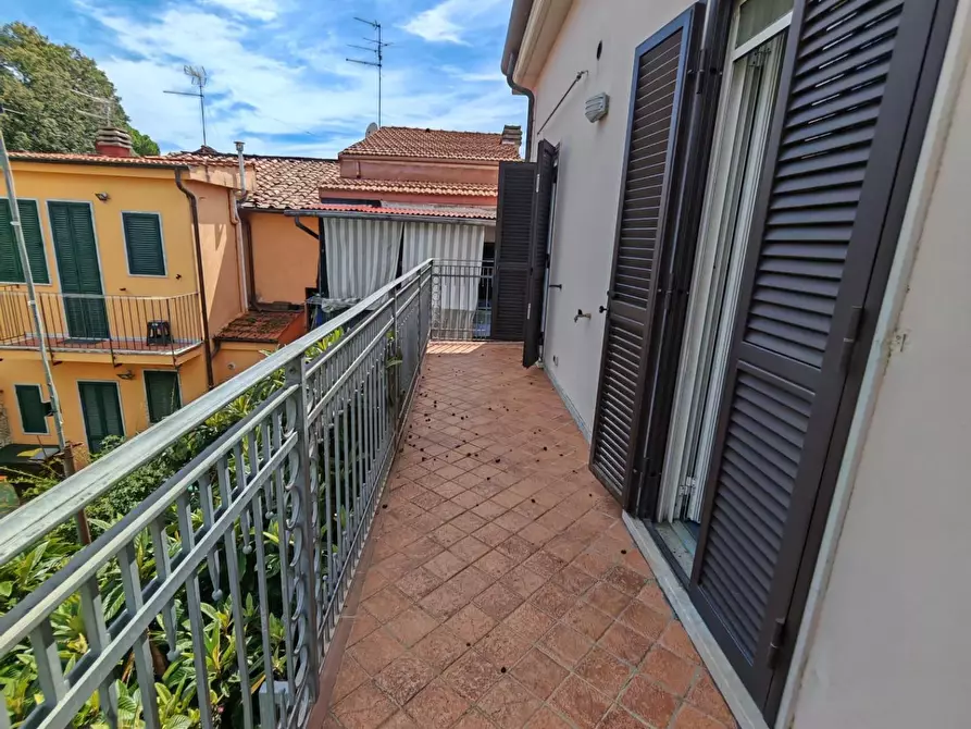 Immagine 35 di Casa semindipendente in vendita  a Carrara