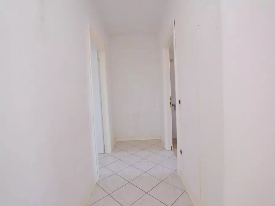 Immagine 10 di Appartamento in vendita  a Porcari