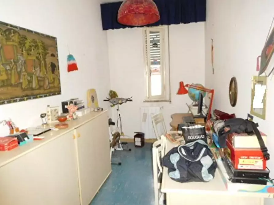 Immagine 13 di Appartamento in vendita  a Pisa