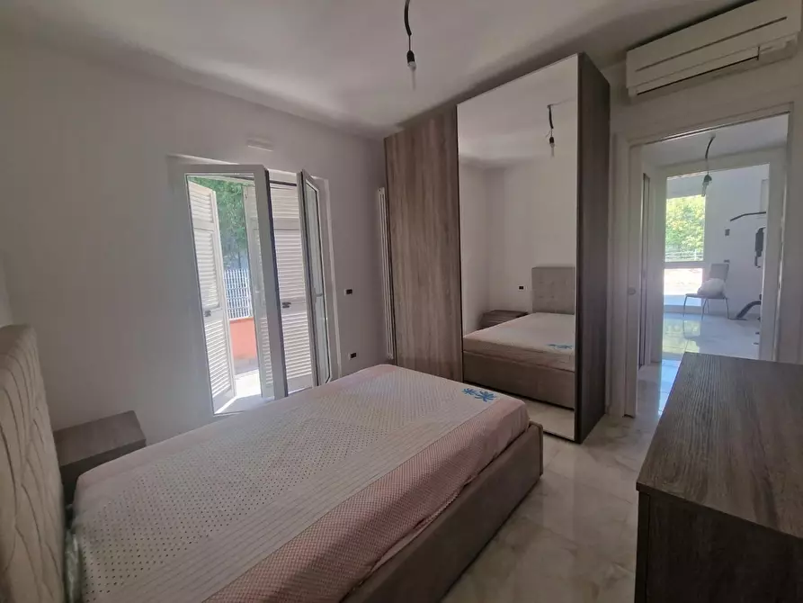 Immagine 12 di Attività artigianale in vendita  a Carrara