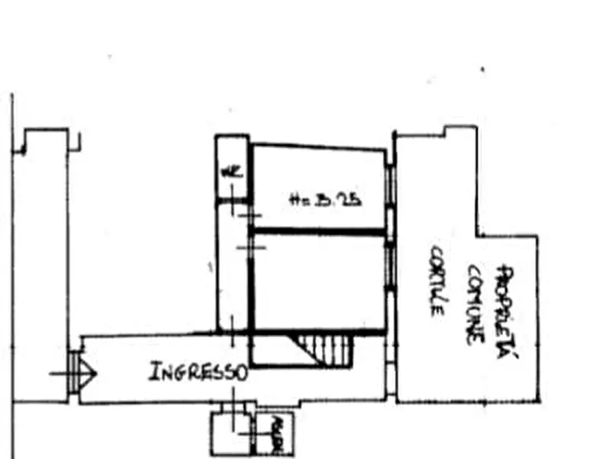 Immagine 13 di Appartamento in vendita  a Carrara