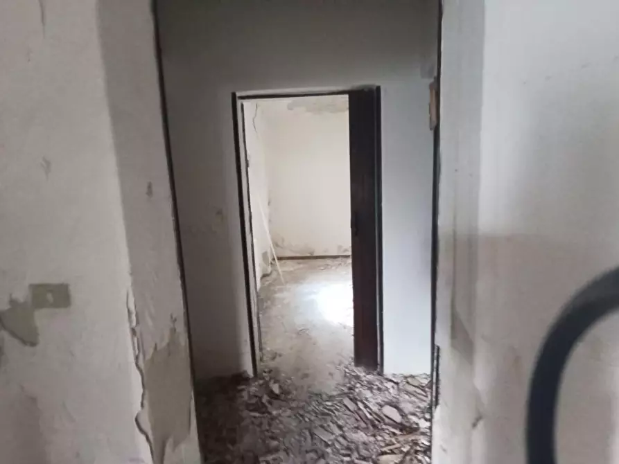 Immagine 41 di Villa in vendita  a Taranto