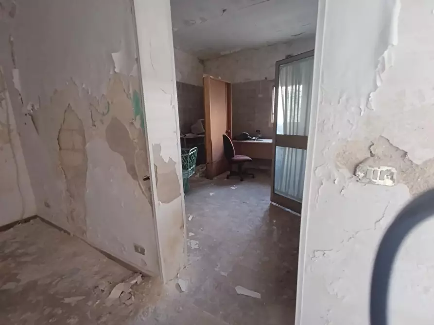 Immagine 36 di Villa in vendita  a Taranto