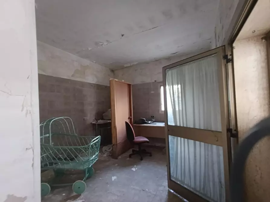 Immagine 44 di Villa in vendita  a Taranto