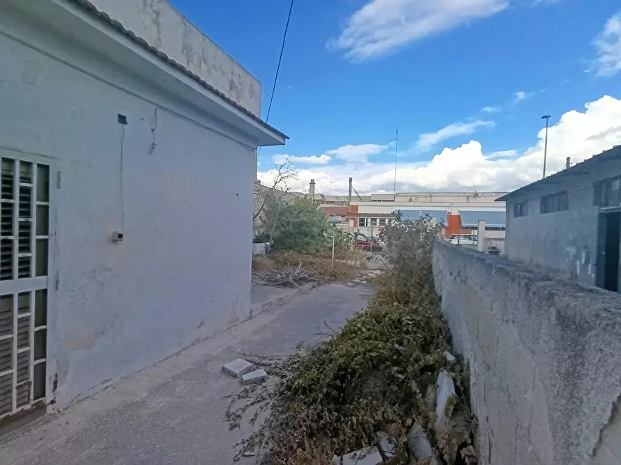 Immagine 15 di Villa in vendita  a Taranto