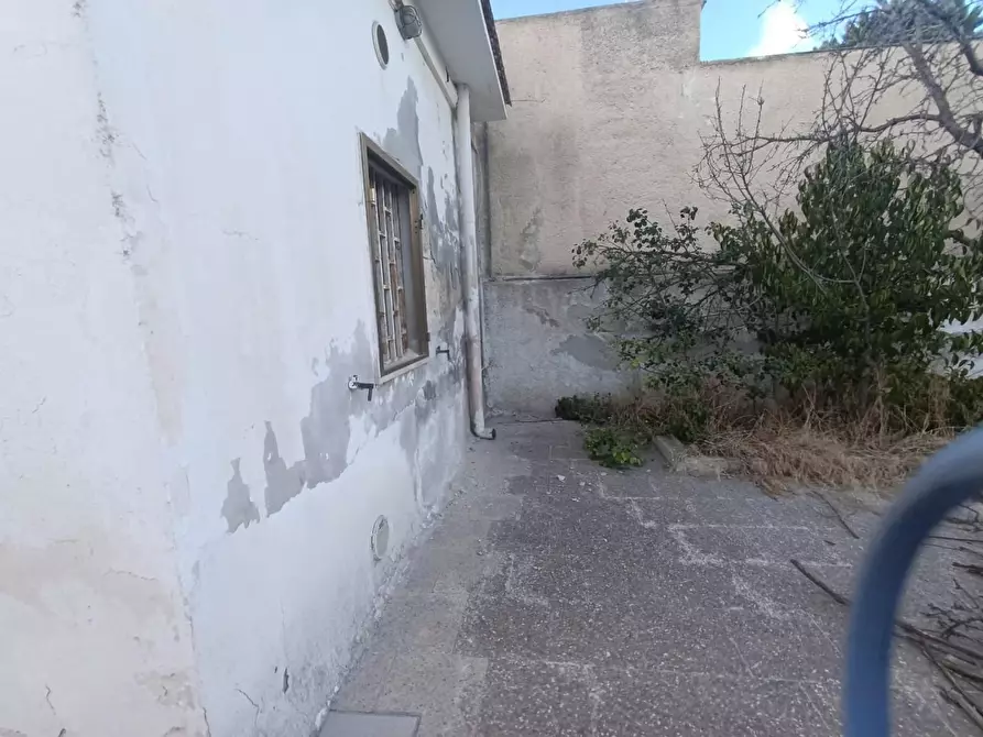 Immagine 32 di Villa in vendita  a Taranto
