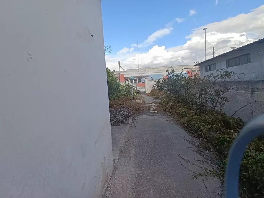 Immagine 22 di Villa in vendita  a Taranto