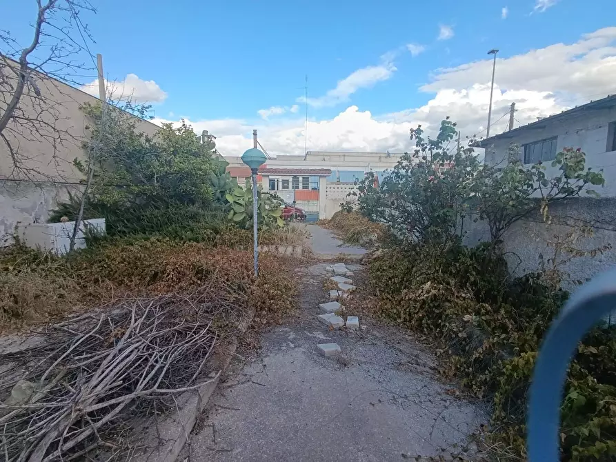Immagine 35 di Villa in vendita  a Taranto
