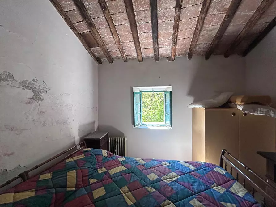 Immagine 14 di Casa indipendente in vendita  a Fivizzano