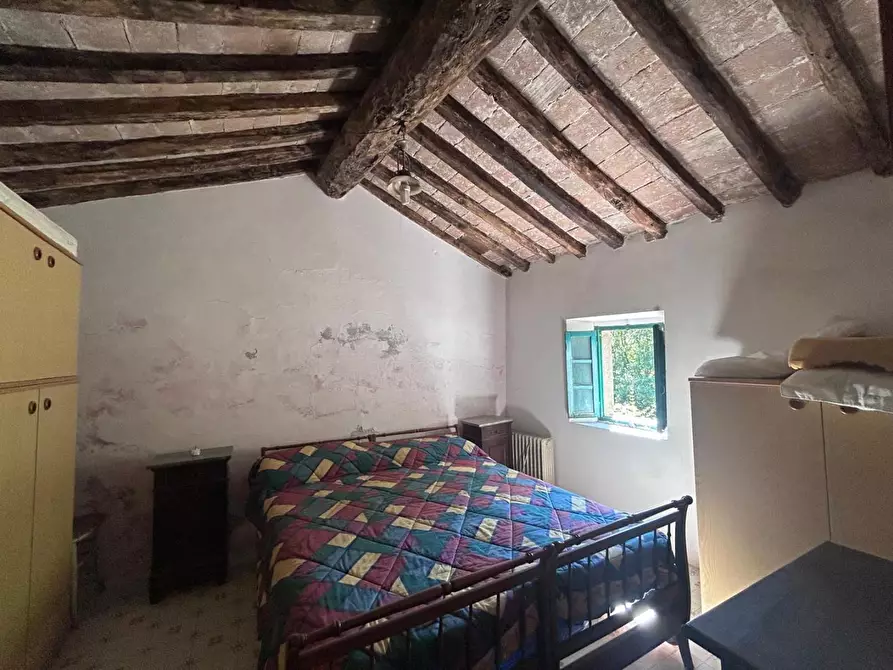 Immagine 12 di Casa indipendente in vendita  a Fivizzano