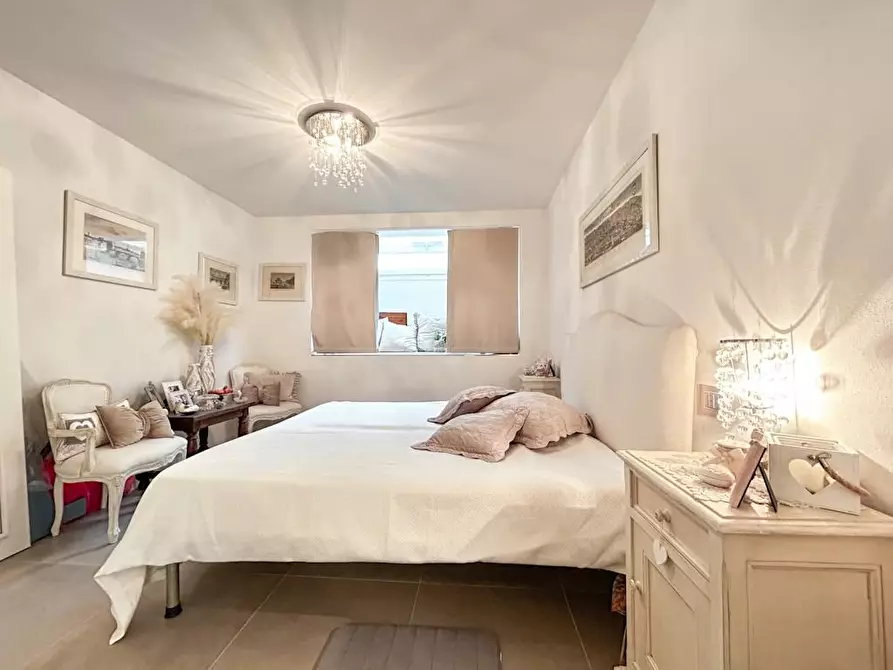 Immagine 32 di Casa bifamiliare in vendita  a Camaiore