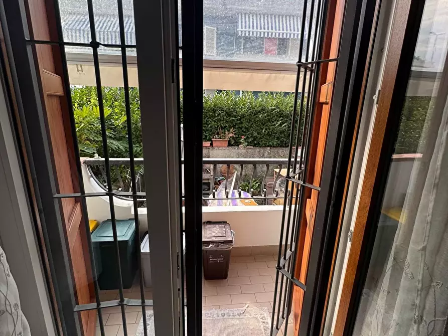 Immagine 11 di Villetta a schiera in vendita  a Carrara