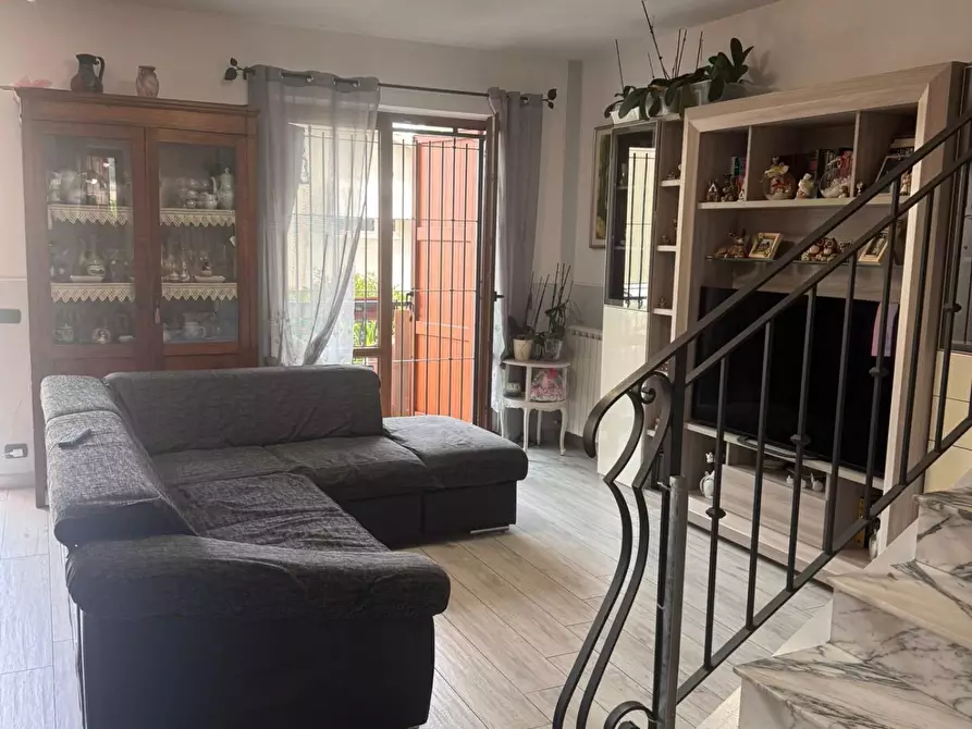Immagine 1 di Villetta a schiera in vendita  a Carrara