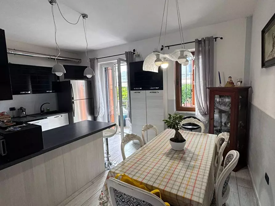 Immagine 7 di Villetta a schiera in vendita  a Carrara