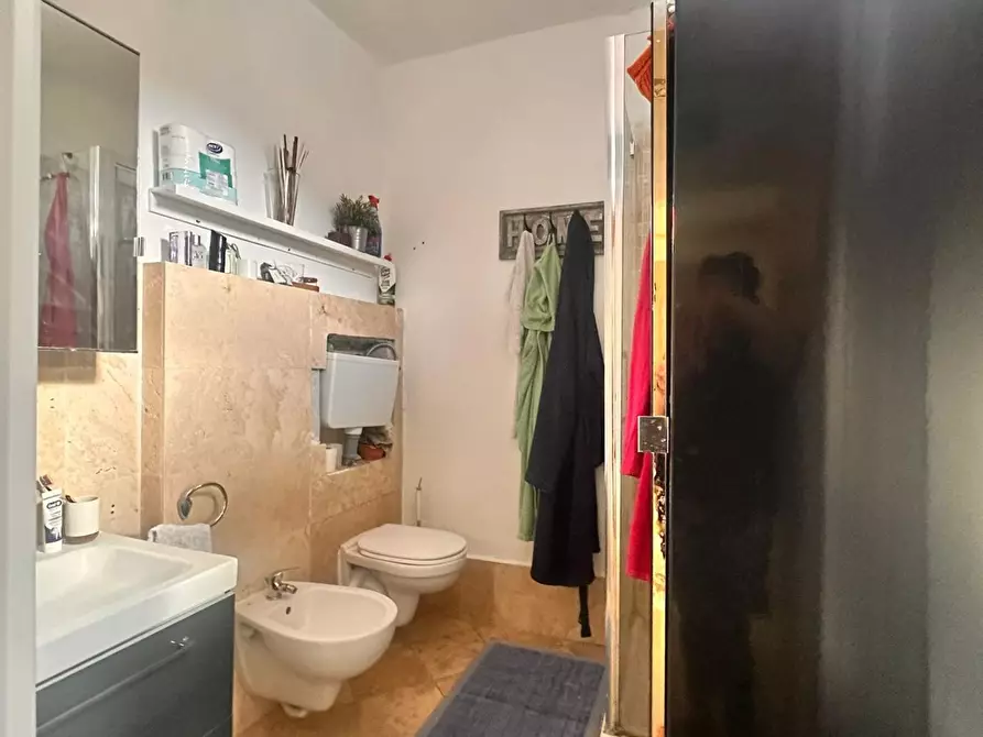 Immagine 10 di Appartamento in vendita  a Cascina