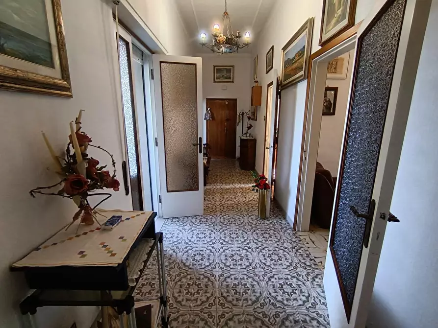 Immagine 12 di Appartamento in vendita  a Livorno