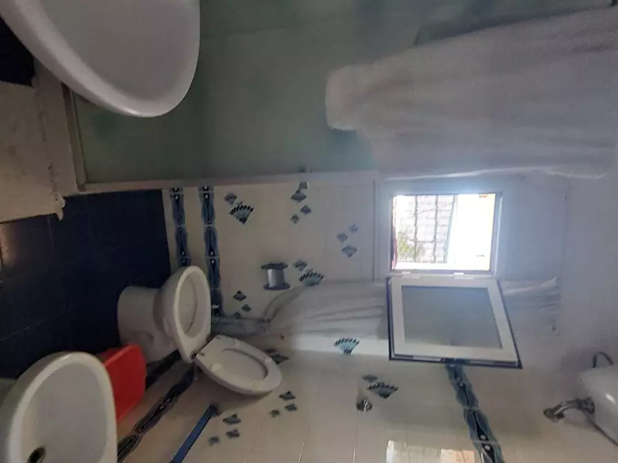 Immagine 26 di Appartamento in vendita  a Livorno