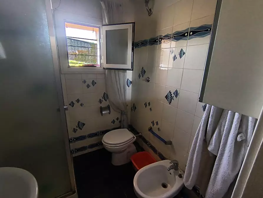 Immagine 11 di Appartamento in vendita  a Livorno