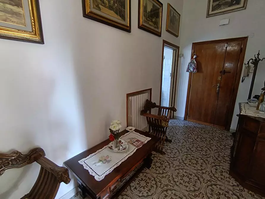 Immagine 9 di Appartamento in vendita  a Livorno