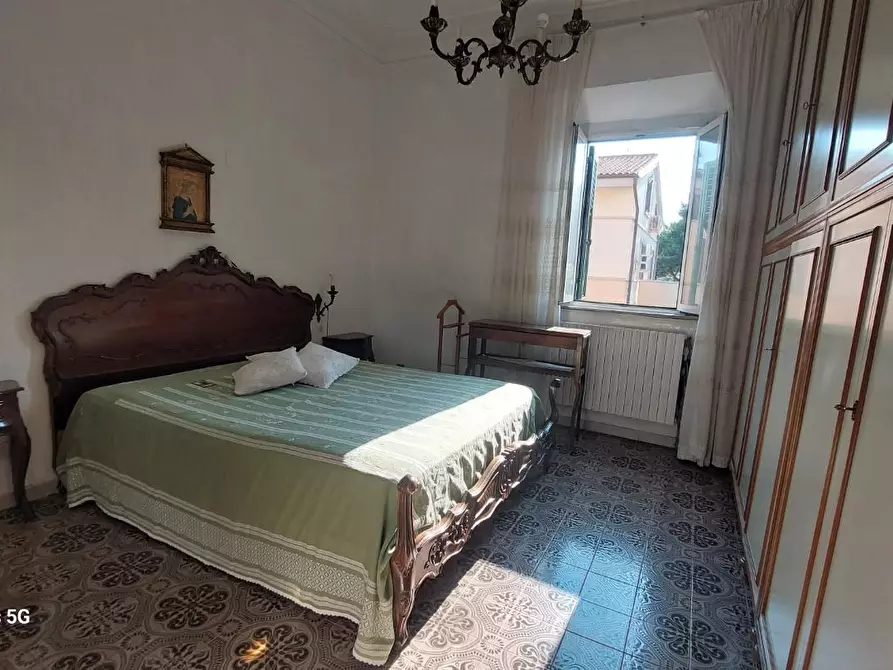 Immagine 18 di Appartamento in vendita  a Livorno