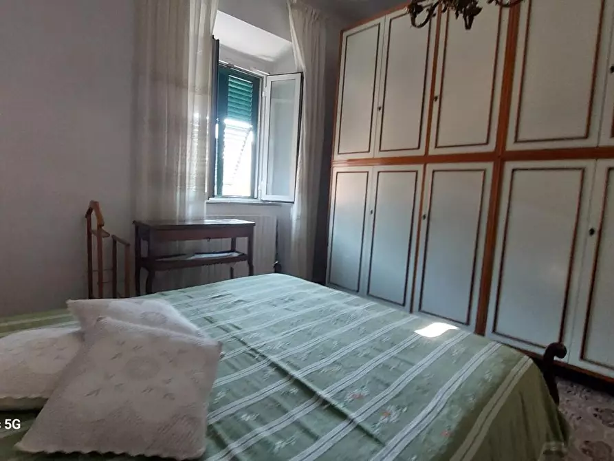 Immagine 21 di Appartamento in vendita  a Livorno