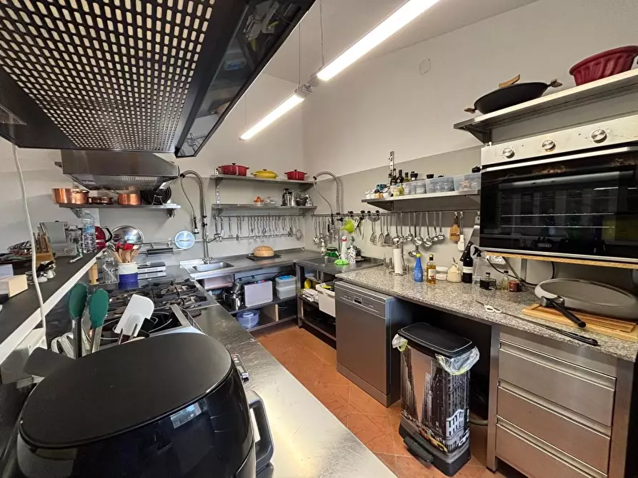 Immagine 30 di Casa colonica in vendita  a Chianni