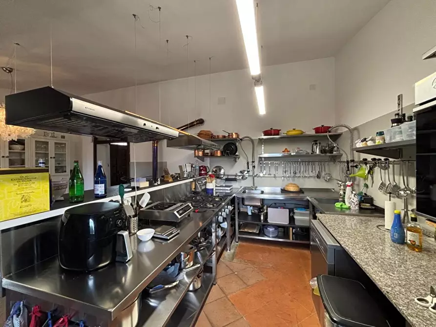 Immagine 31 di Casa colonica in vendita  a Chianni