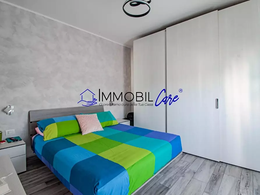 Immagine 12 di Appartamento in vendita  a Livorno