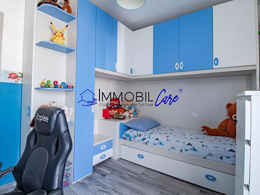 Immagine 18 di Appartamento in vendita  a Livorno