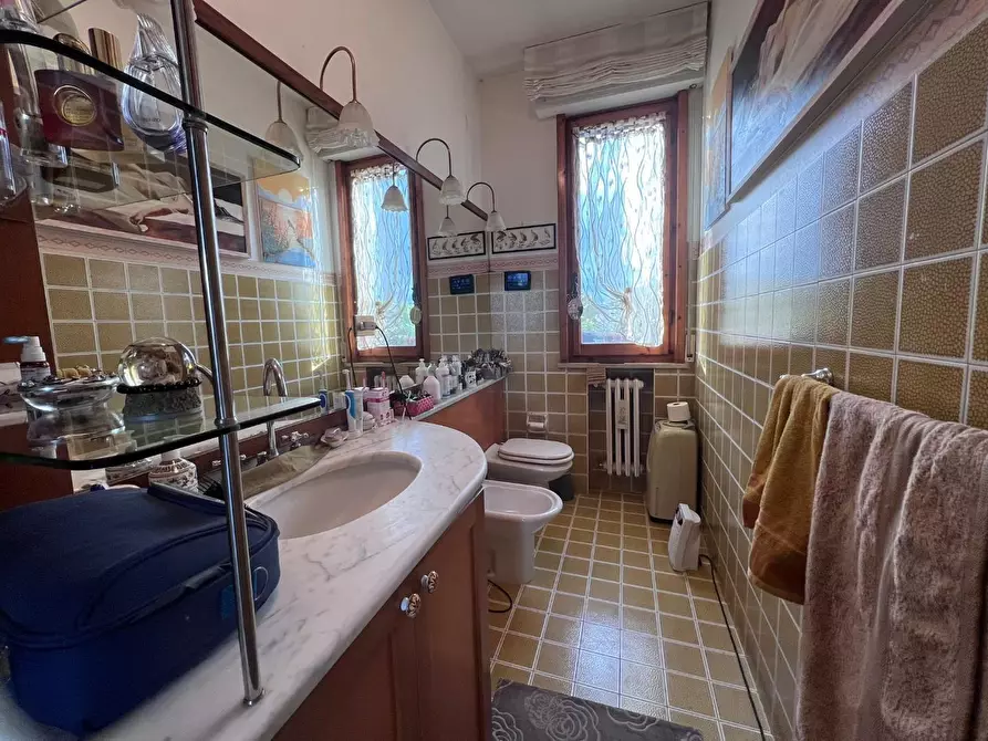 Immagine 10 di Appartamento in vendita  a Castelfiorentino