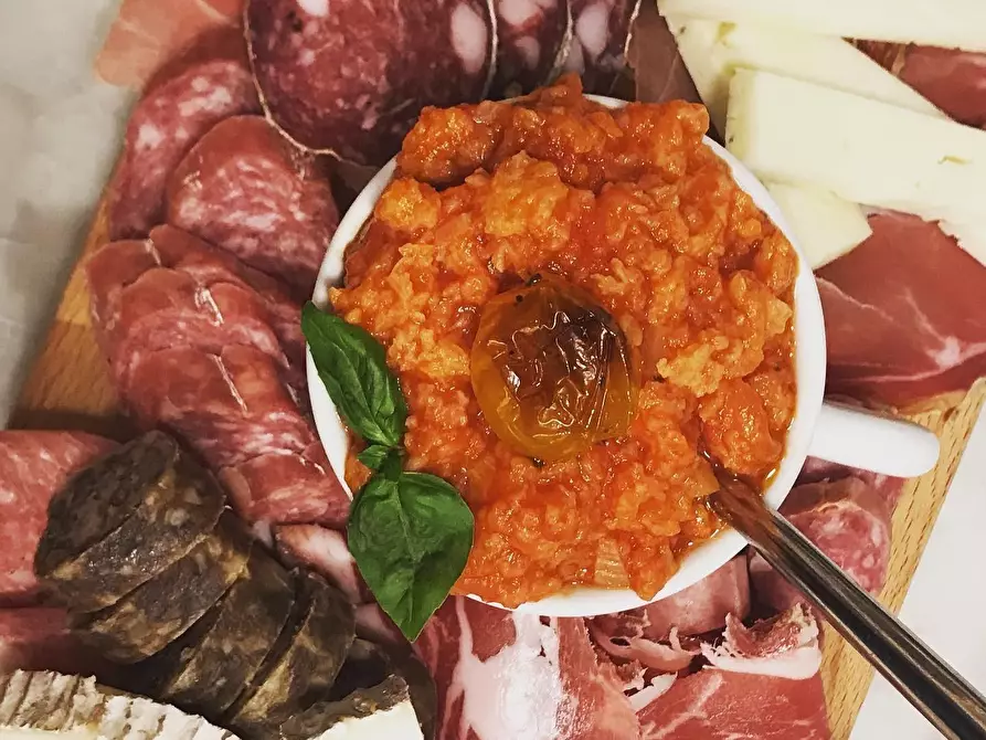 Immagine 10 di Bar / Ristorante in vendita  a Pisa