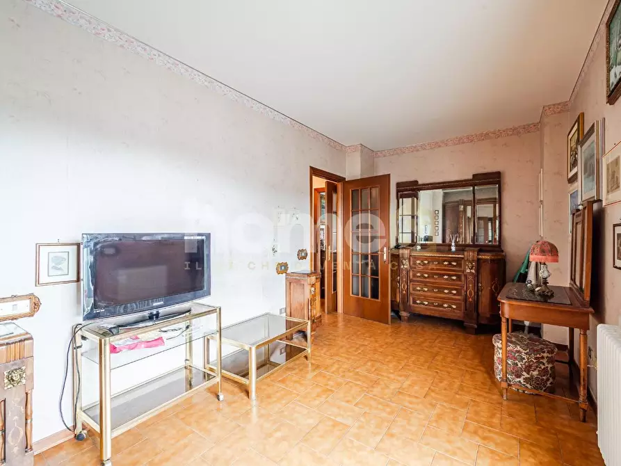 Immagine 21 di Appartamento in vendita  a Reggio Nell'emilia