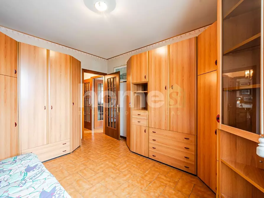 Immagine 18 di Appartamento in vendita  a Reggio Nell'emilia